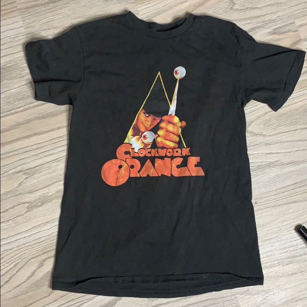 Clock work graphic tee